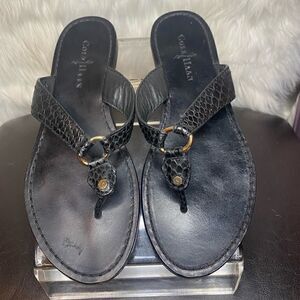 Cole Haan black thong leather sandals Flip Flops Woman’s Size 7.5B